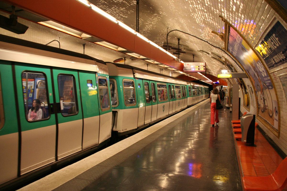 air-metro-pollution